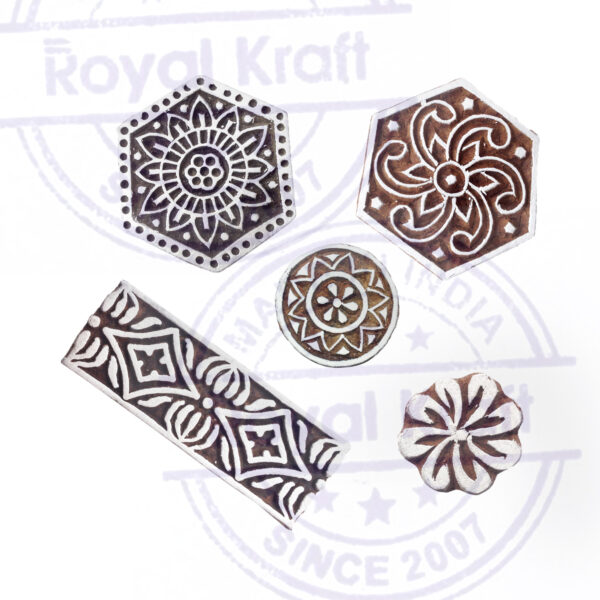 Round Wooden Stamps - Set